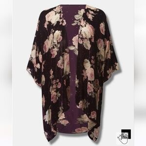 🆕️ 🌺 PLUM FLORAL VELVET BURNOUT KIMONO / RUANA🌺